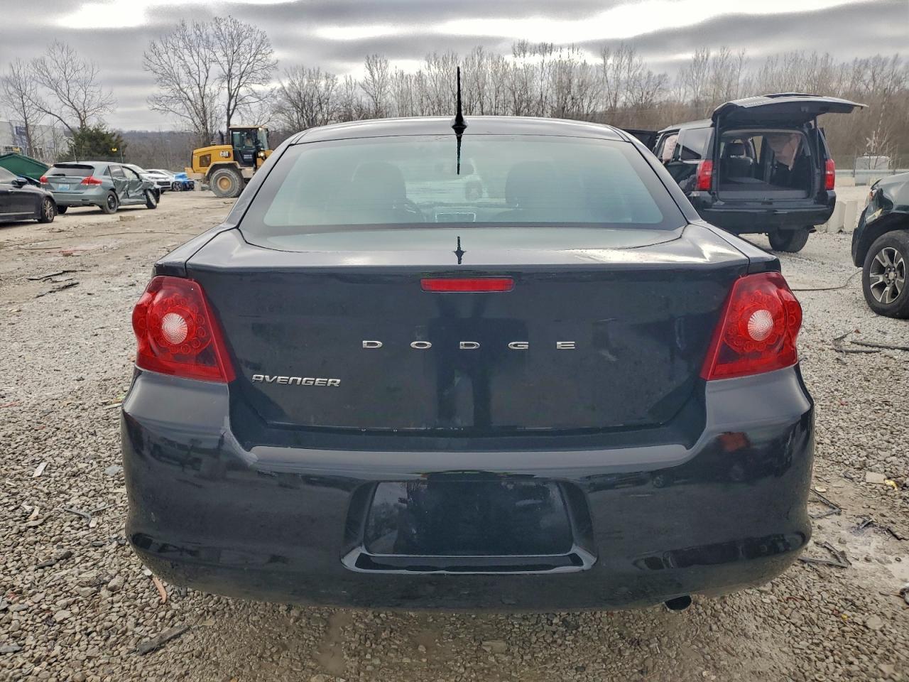 2012 DODGE Avenger
