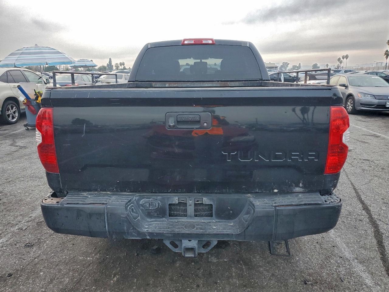 2014 TOYOTA TUNDRA
