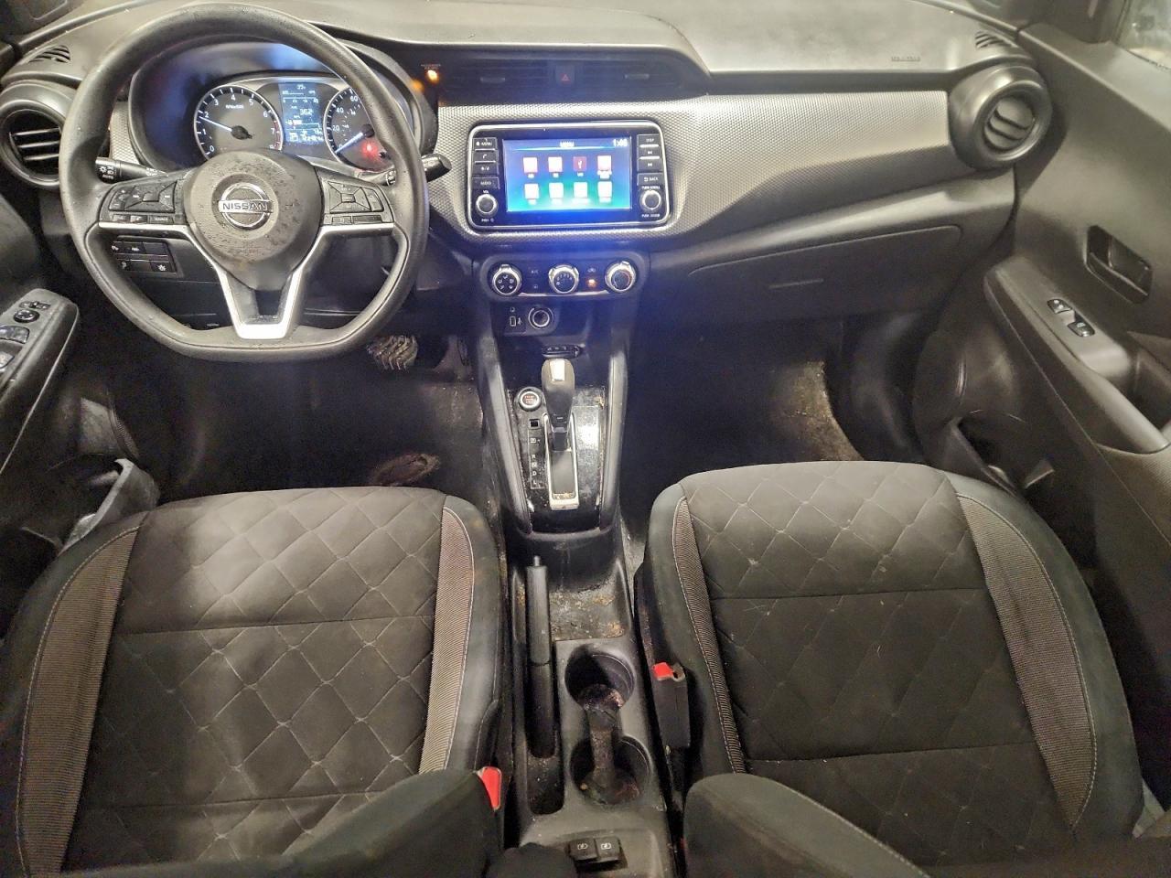 2020 NISSAN KICKS