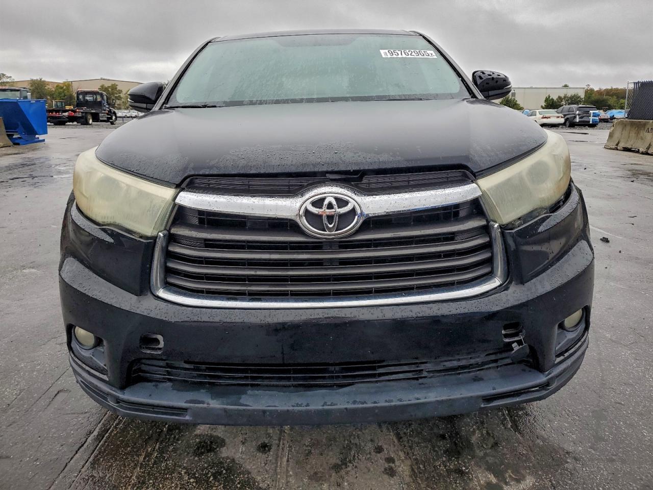 2015 TOYOTA HIGHLANDER