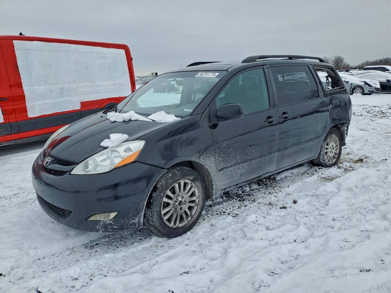 2009 TOYOTA SIENNA