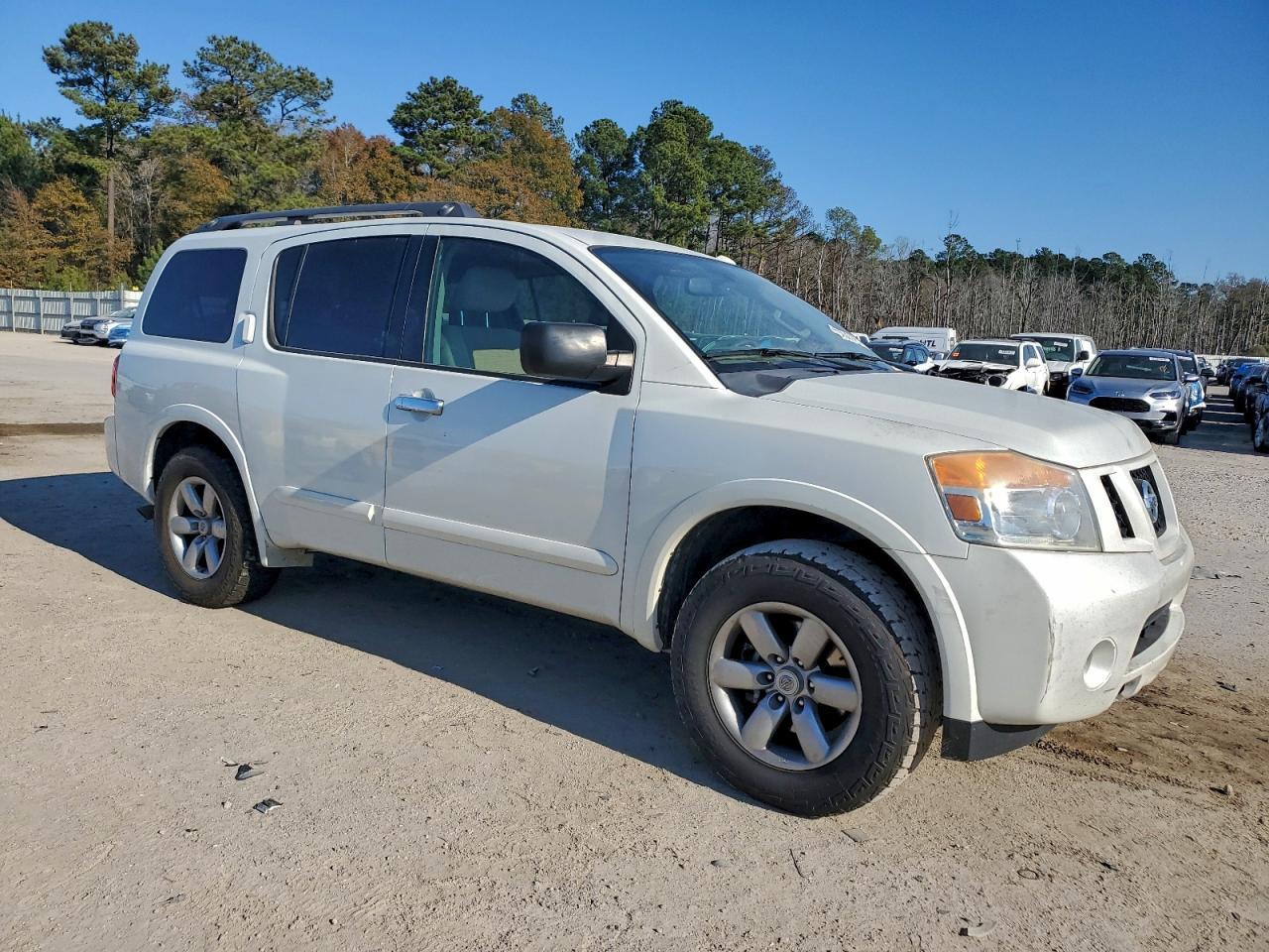 2014 NISSAN Armada