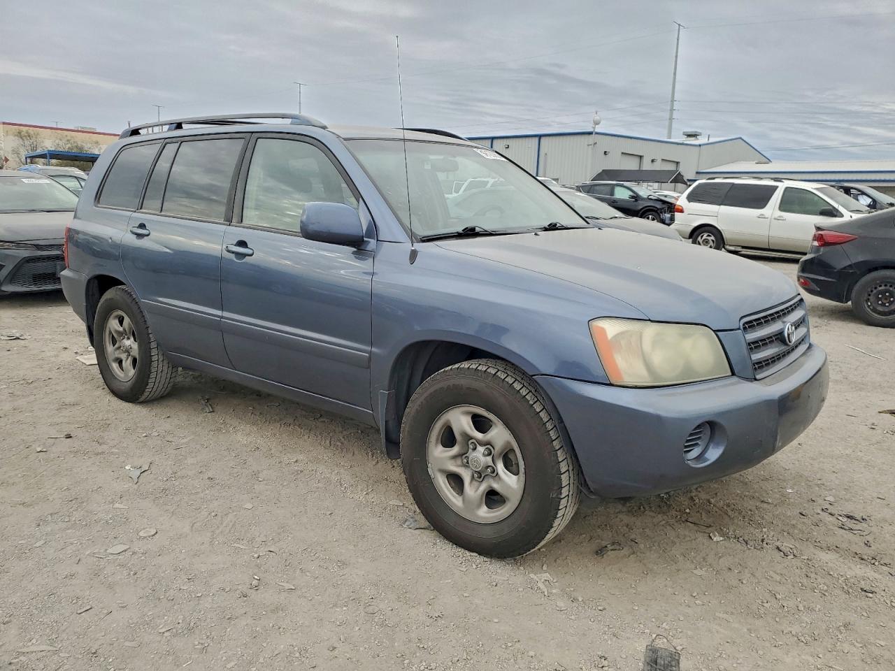 2003 TOYOTA HIGHLANDER