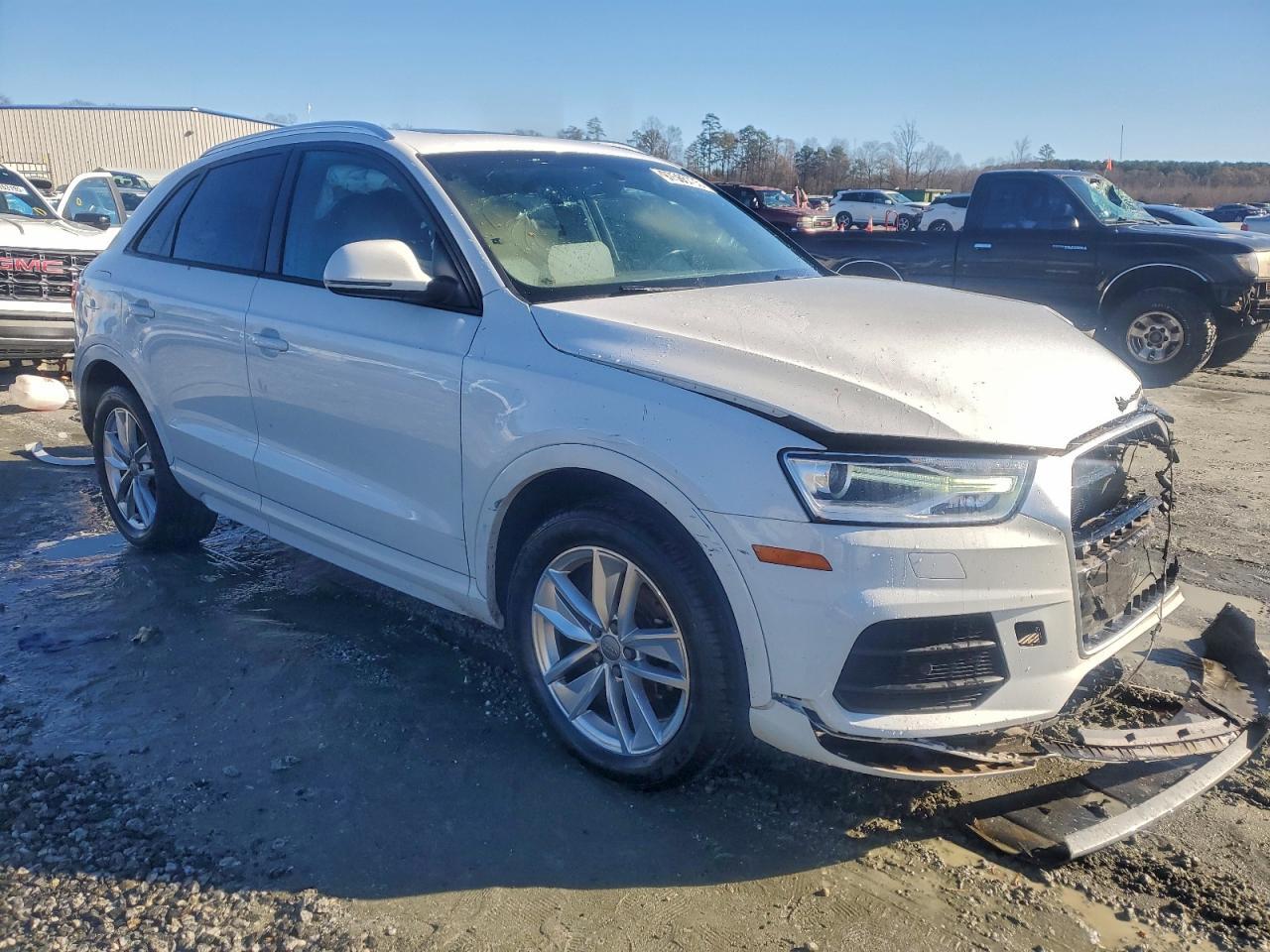 2017 AUDI Q3