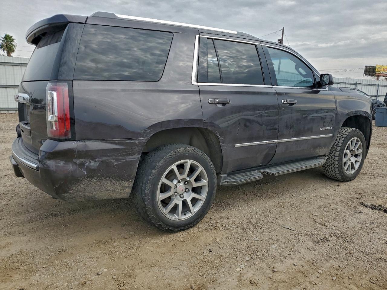 2016 GMC Yukon