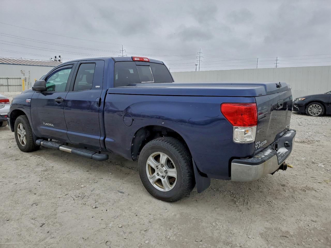 2012 TOYOTA TUNDRA