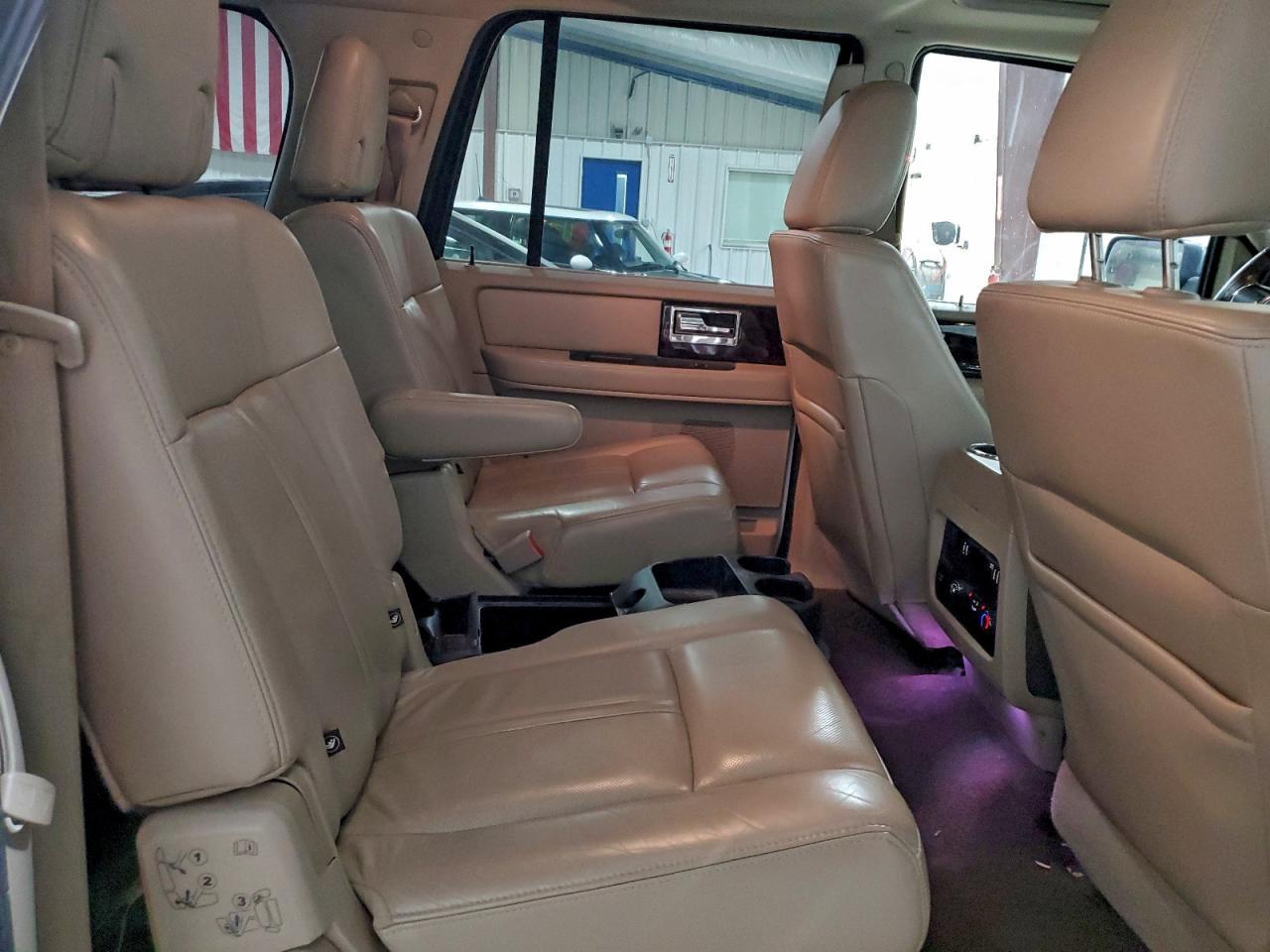 2016 LINCOLN Navigator