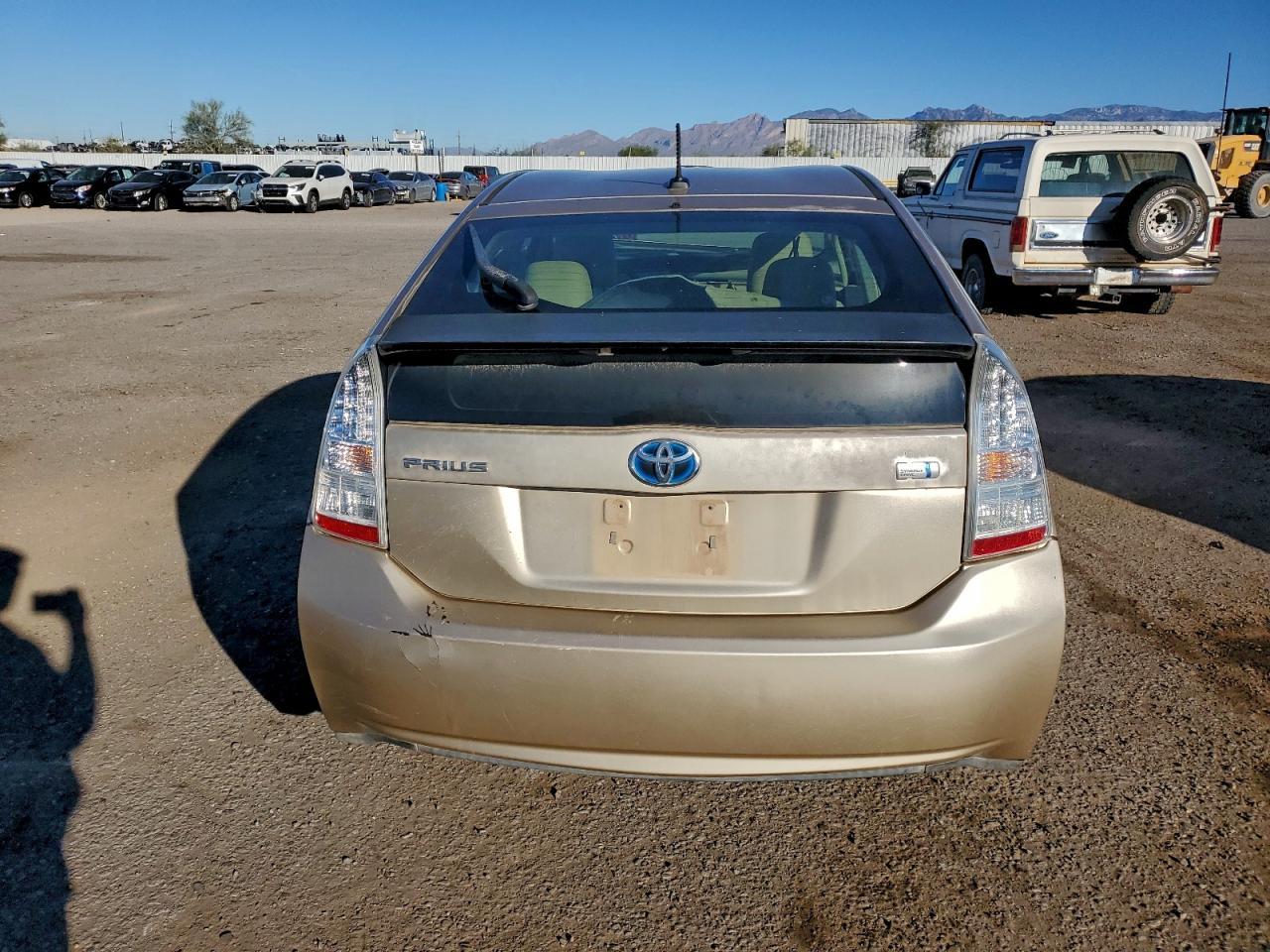 2011 TOYOTA PRIUS