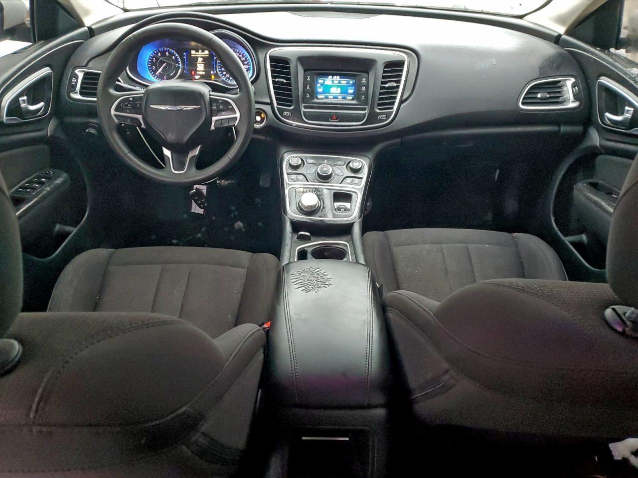 2015 CHRYSLER 200
