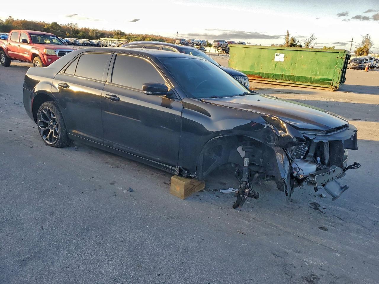 2016 CHRYSLER 300
