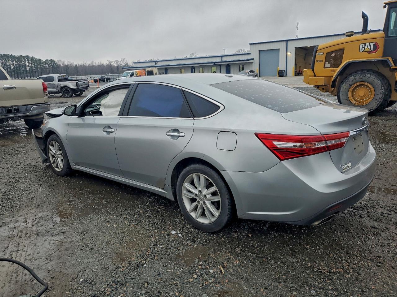 2015 TOYOTA Avalon