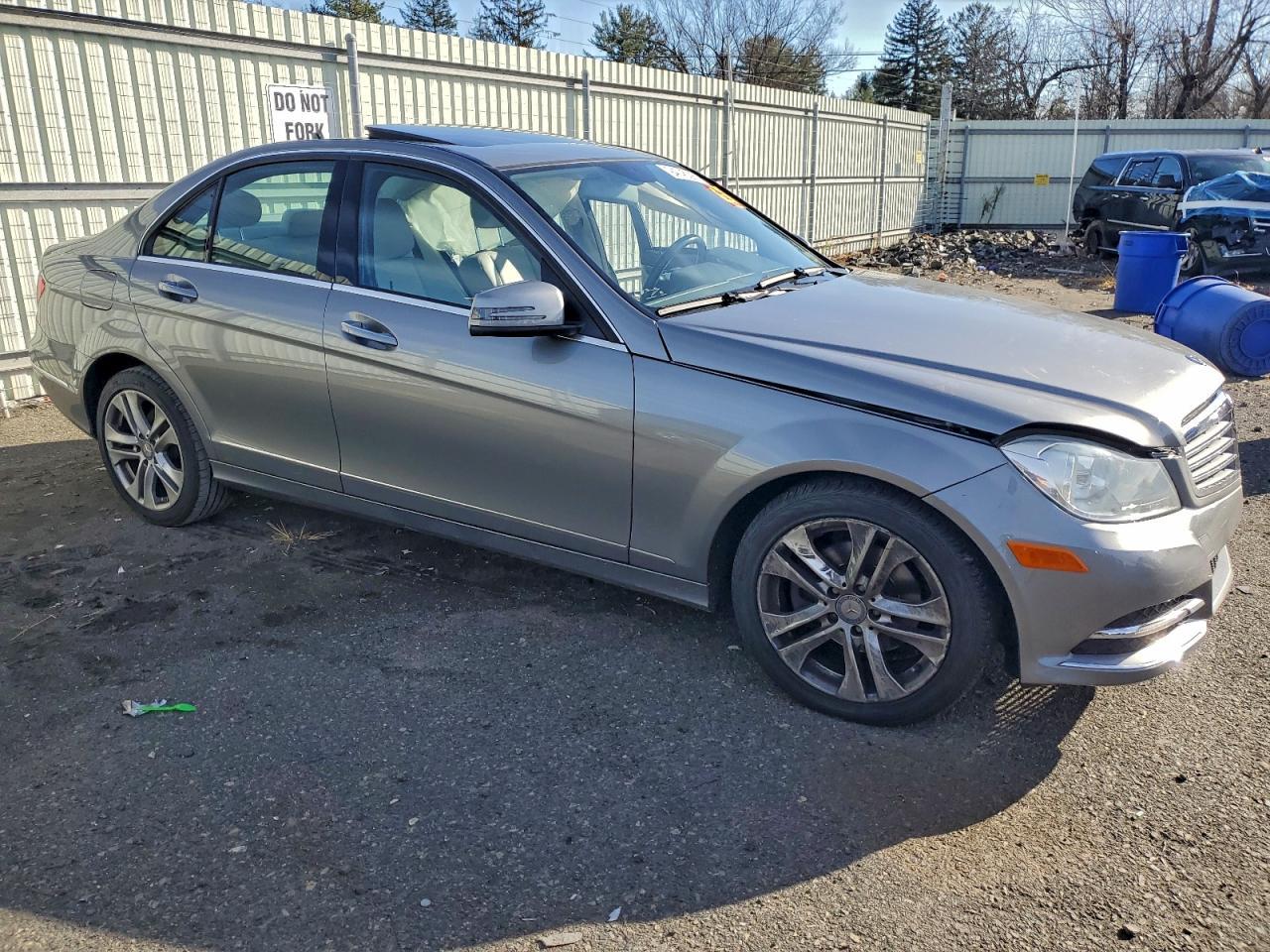 2012 MERCEDES-BENZ C-CLASS
