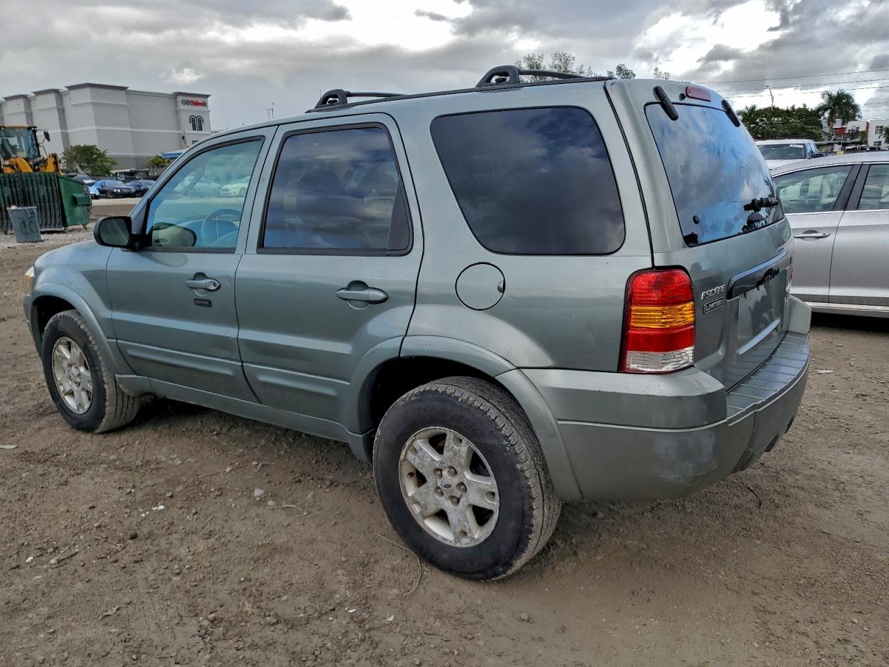 2006 FORD ESCAPE