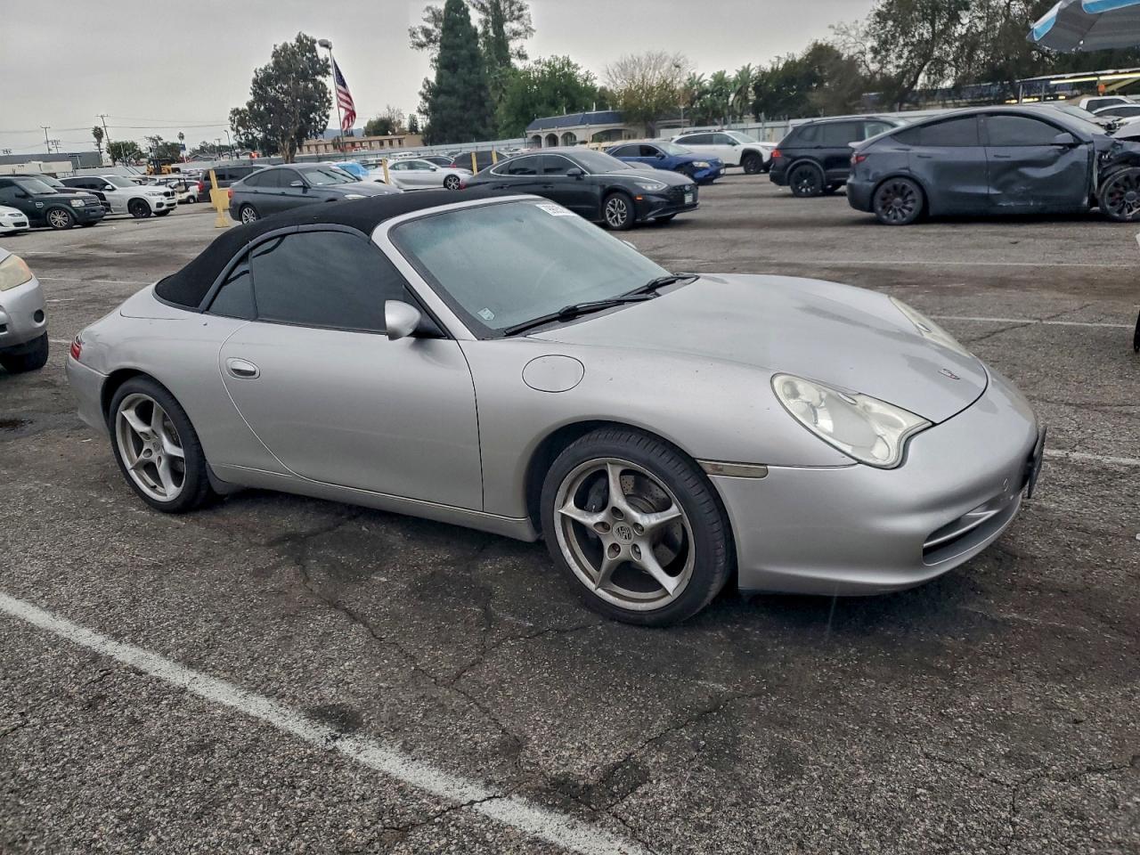 2002 PORSCHE 911