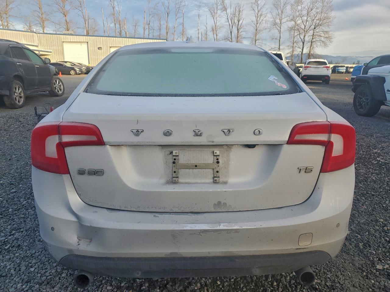 2012 VOLVO S60