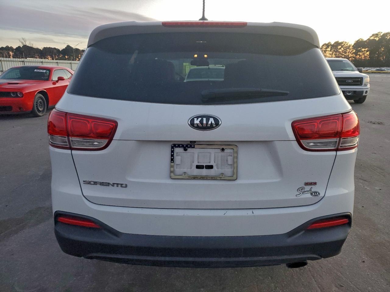 2017 KIA SORENTO