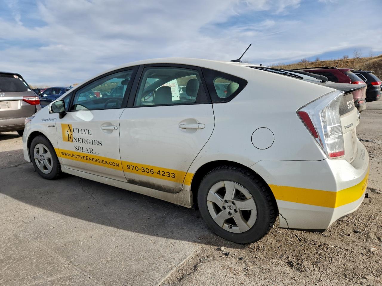 2011 TOYOTA PRIUS