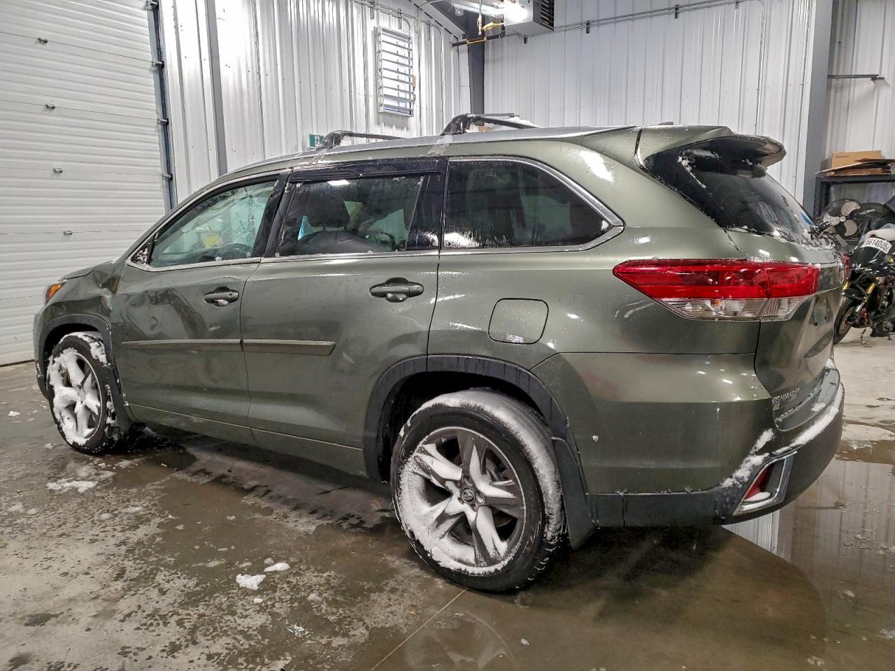 2018 TOYOTA HIGHLANDER