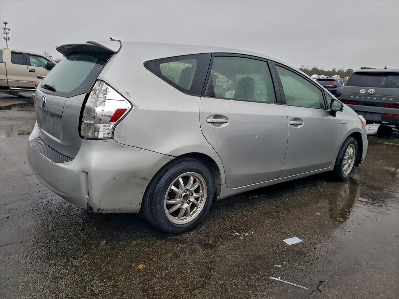 2012 TOYOTA PRIUS V