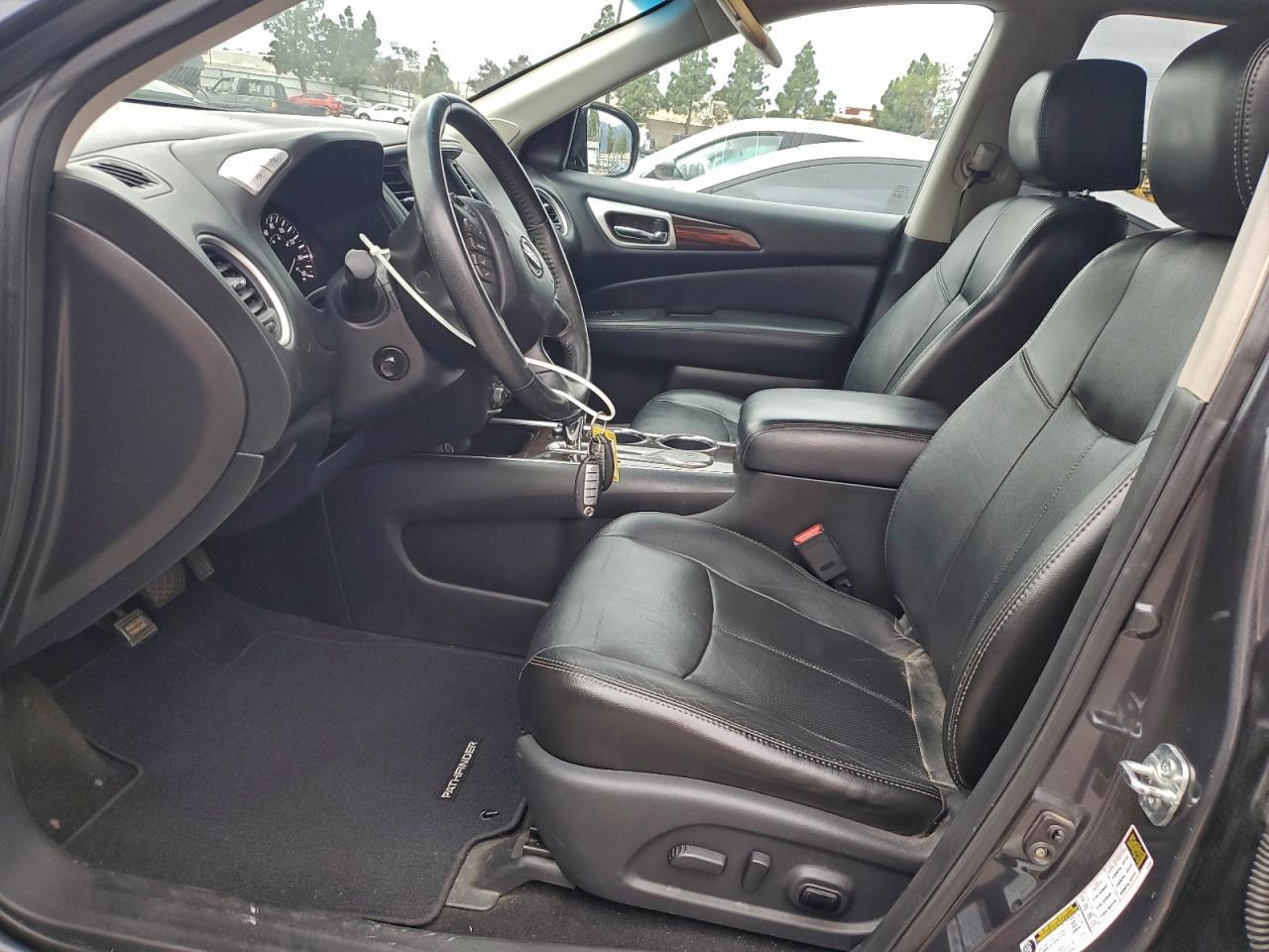2013 NISSAN PATHFINDER