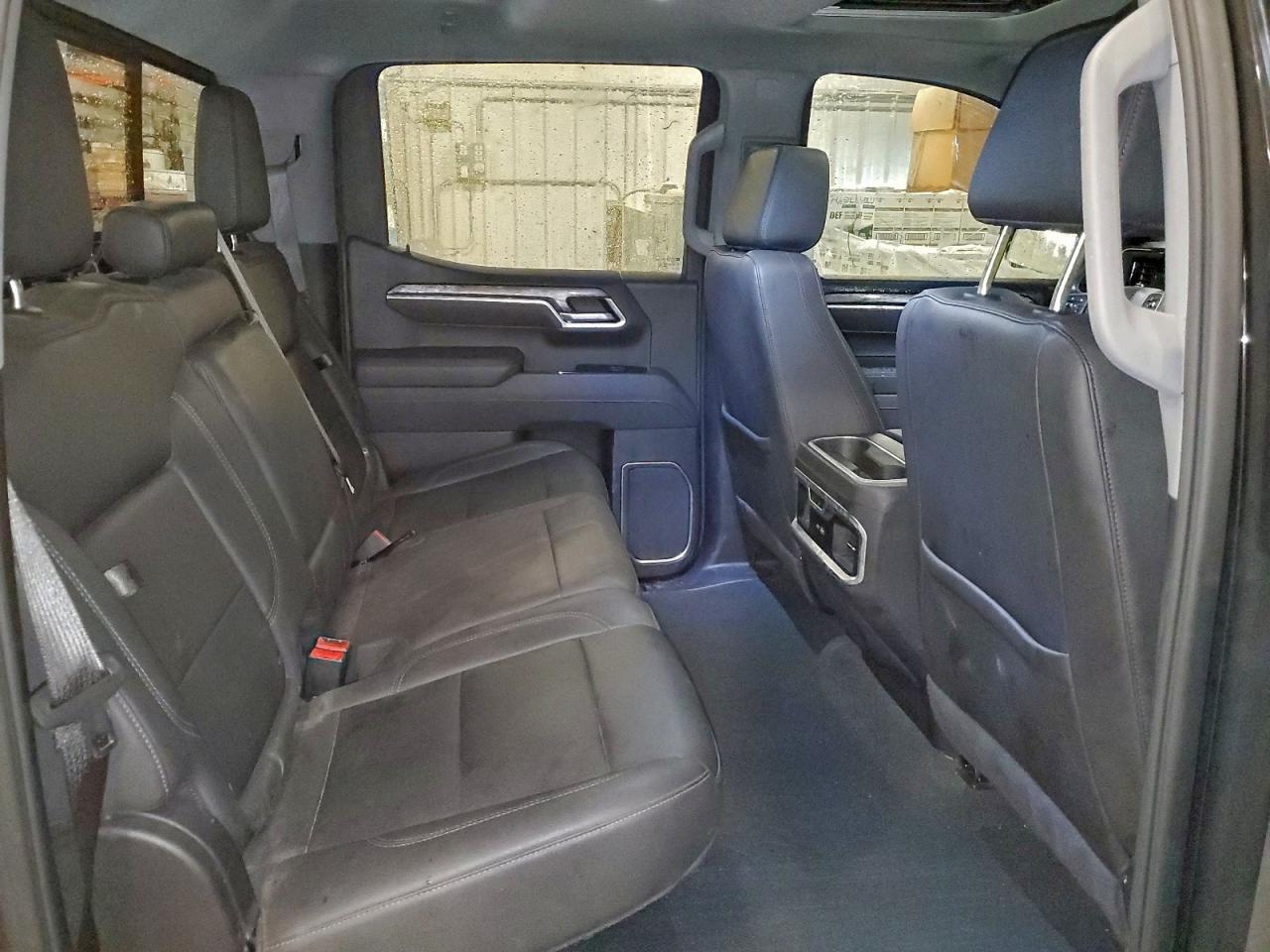 2025 CHEVROLET Silverado
