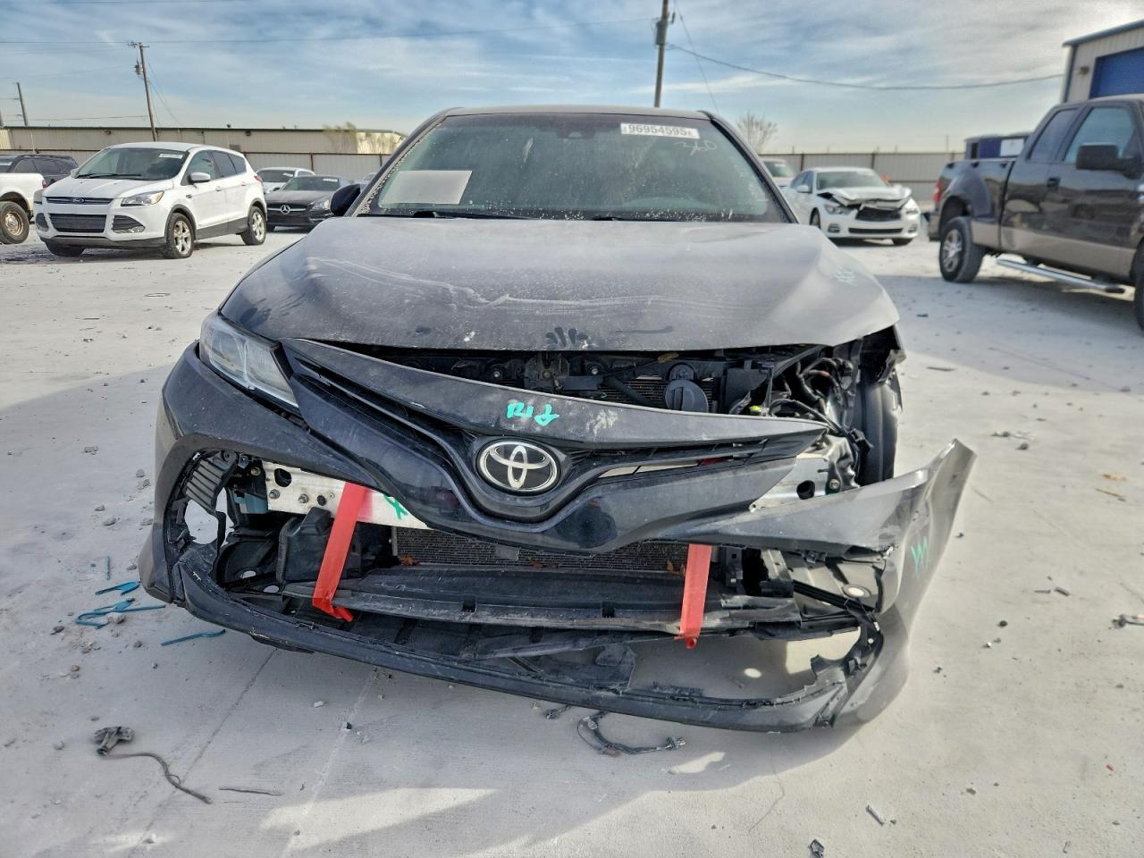 2018 TOYOTA CAMRY