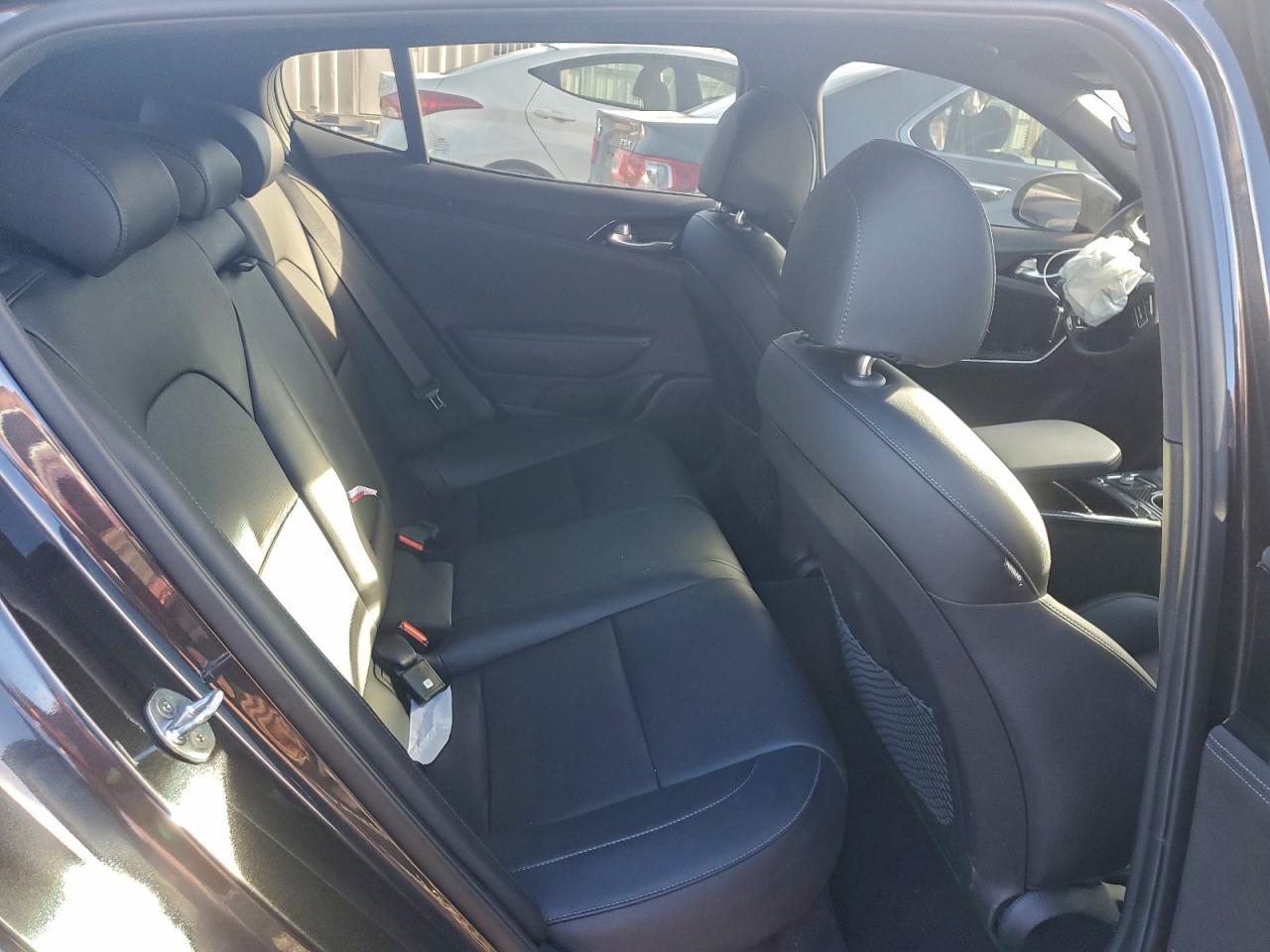 2020 KIA Stinger