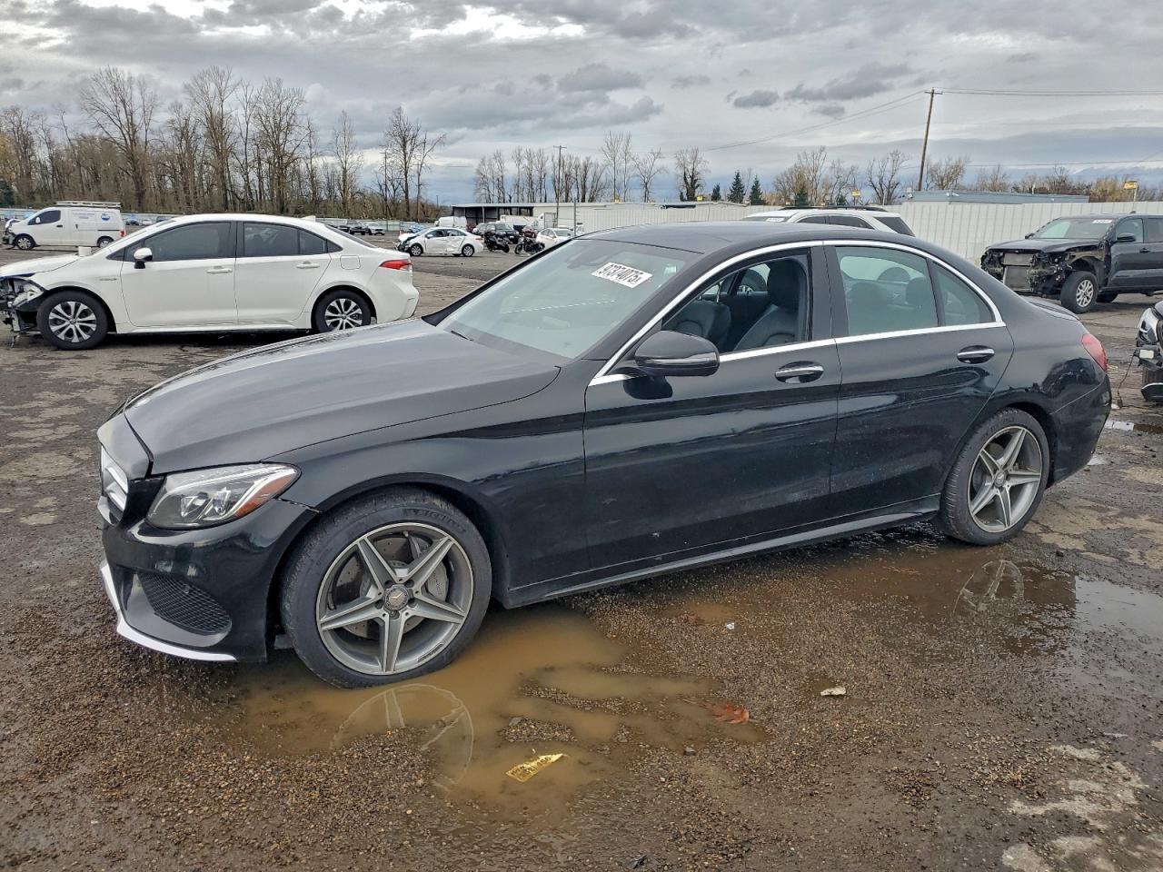 2016 MERCEDES-BENZ C-CLASS