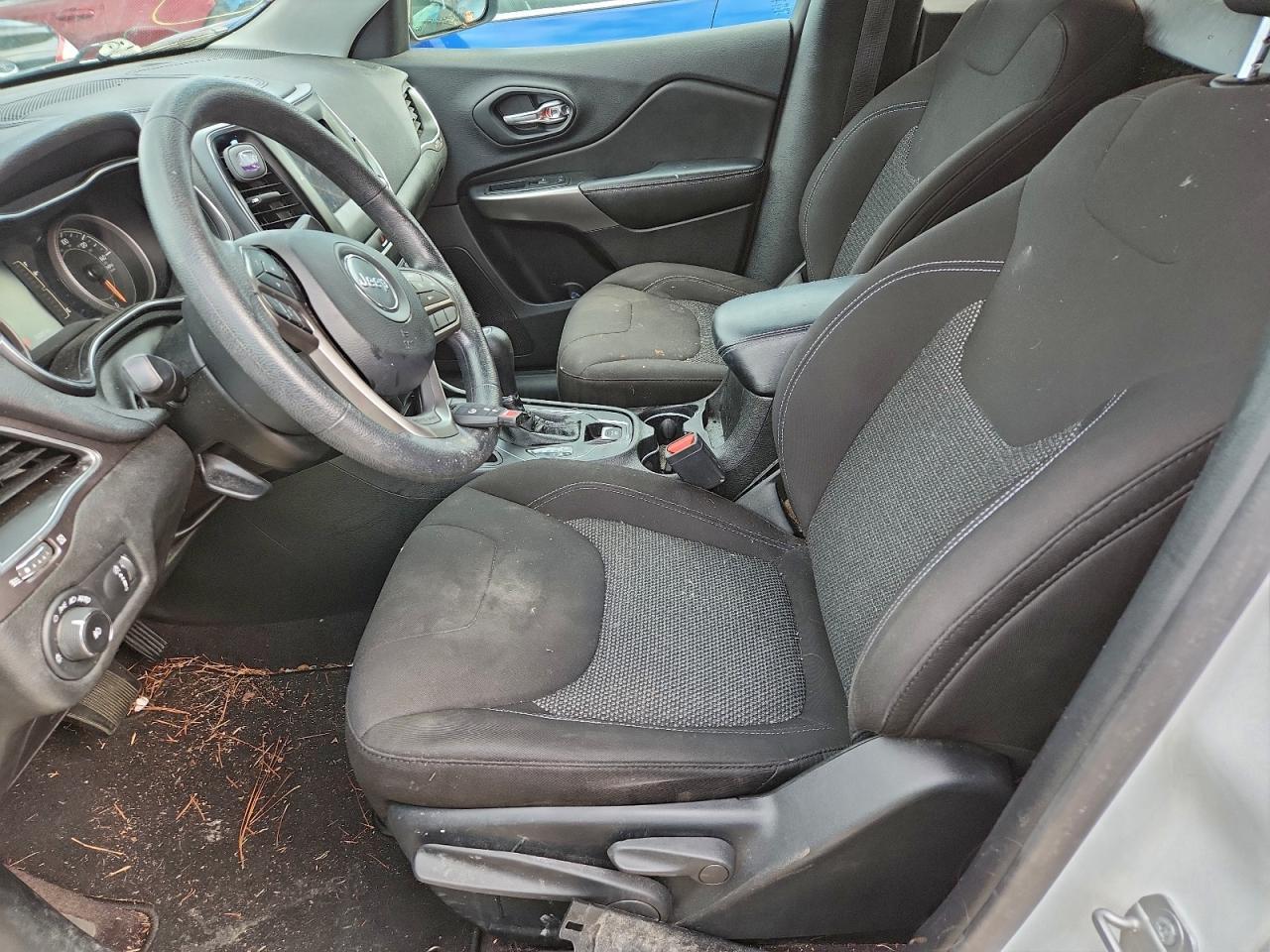 2019 JEEP CHEROKEE