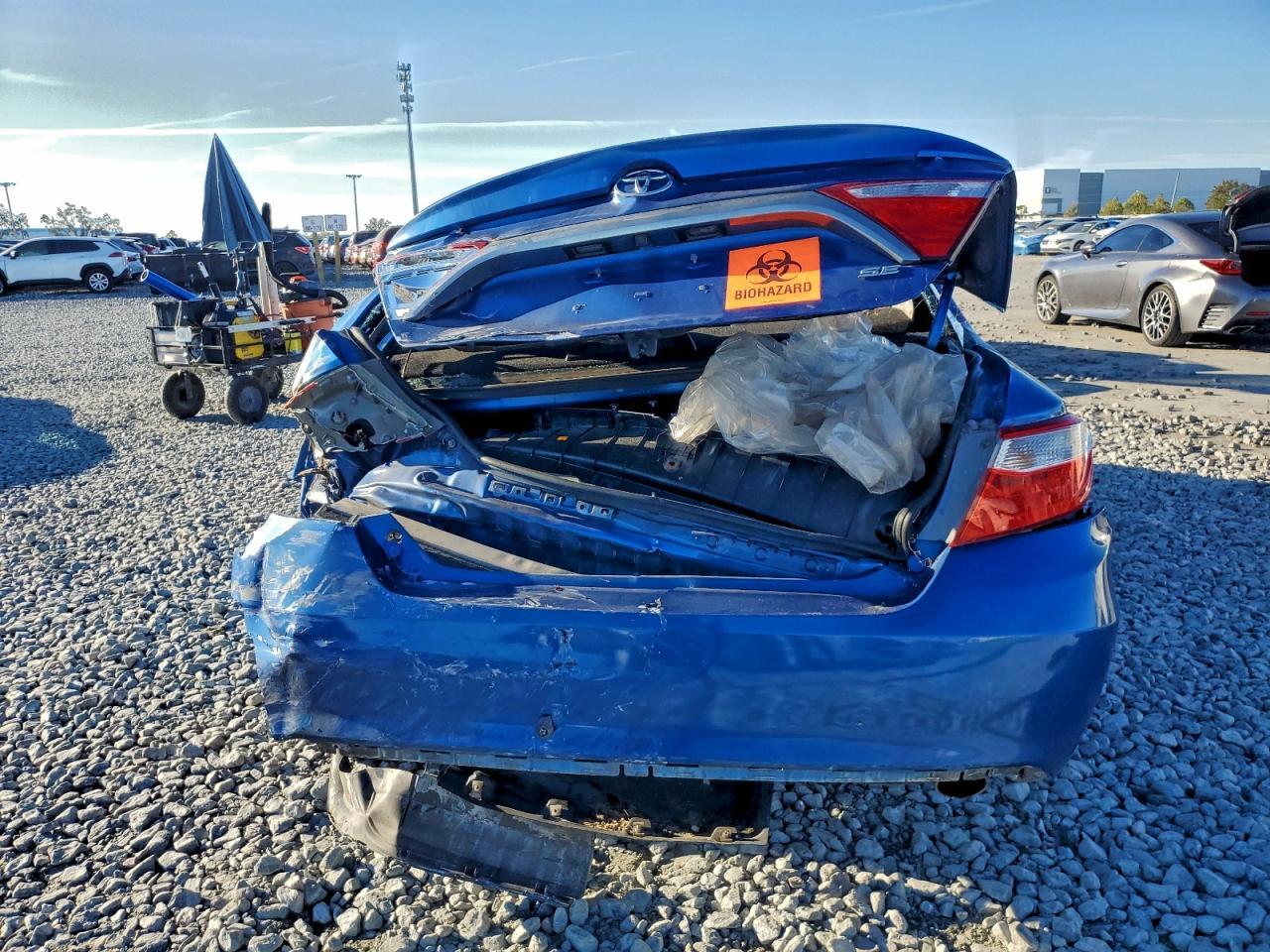 2017 TOYOTA CAMRY