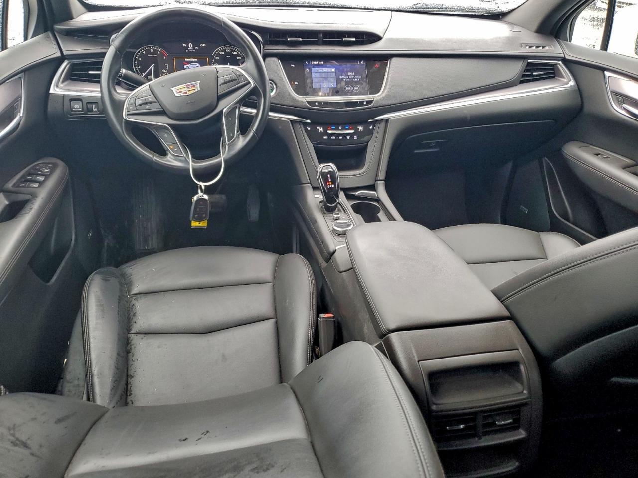 2022 CADILLAC XT5