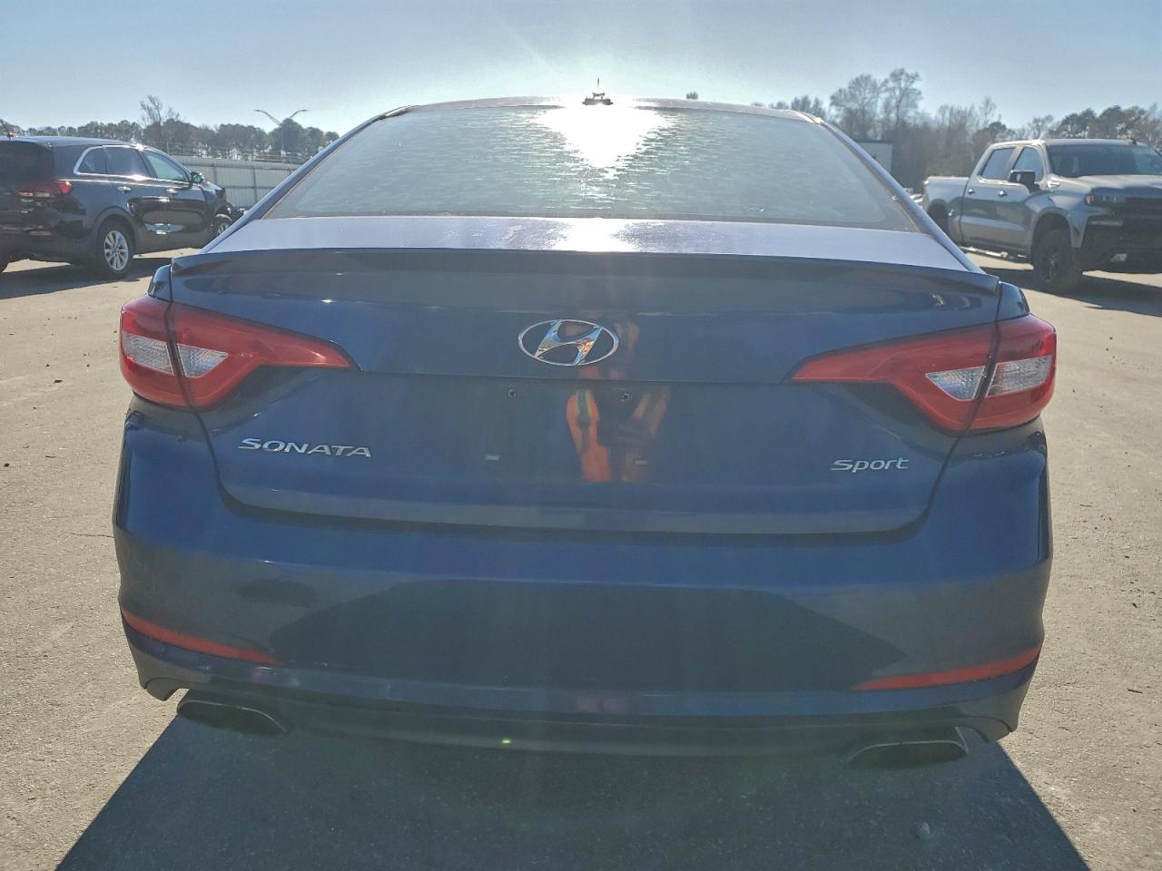 2016 HYUNDAI SONATA