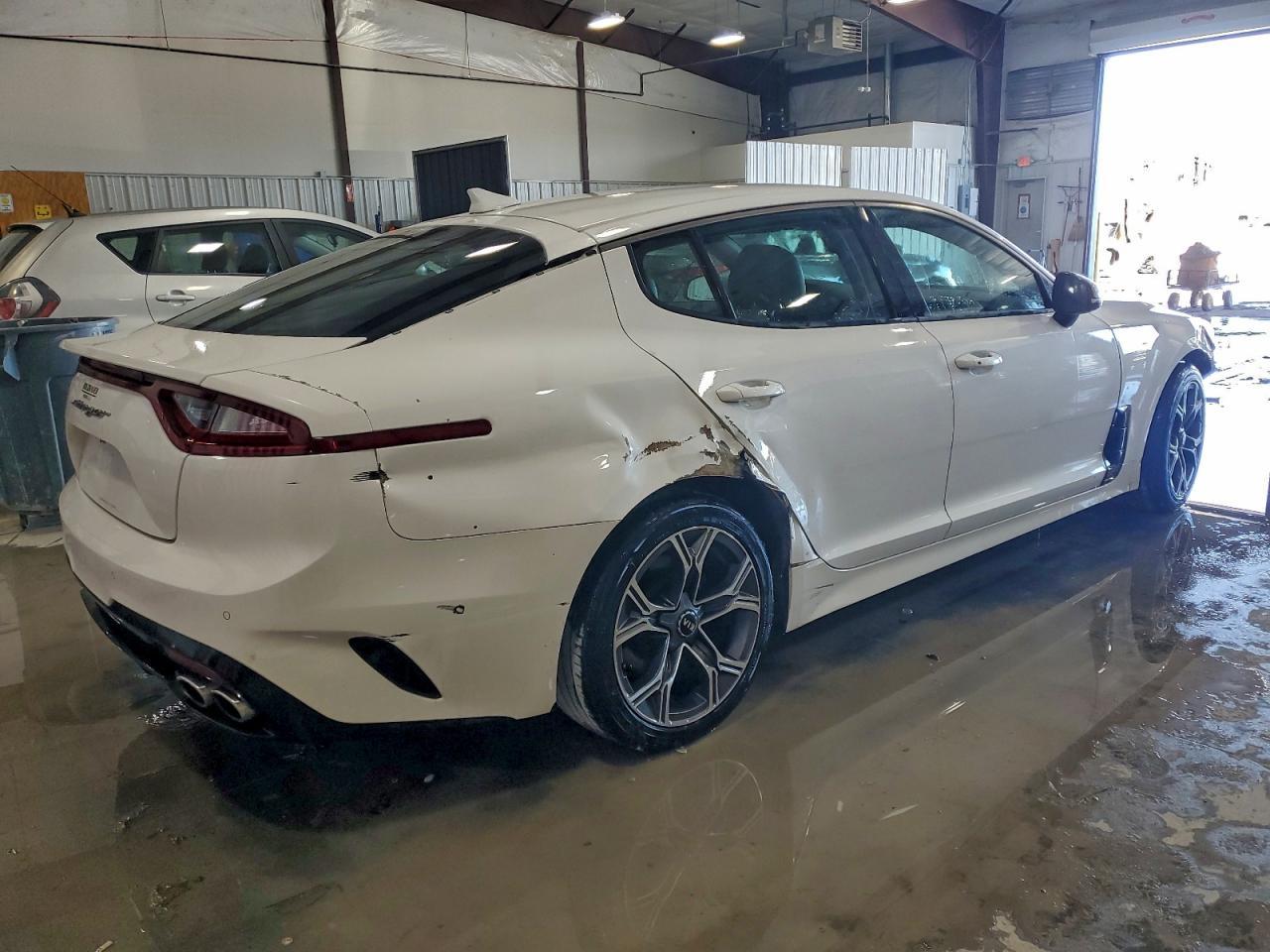 2020 KIA Stinger