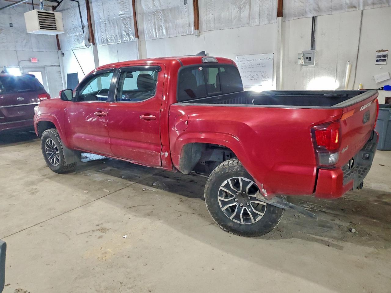 2018 TOYOTA TACOMA