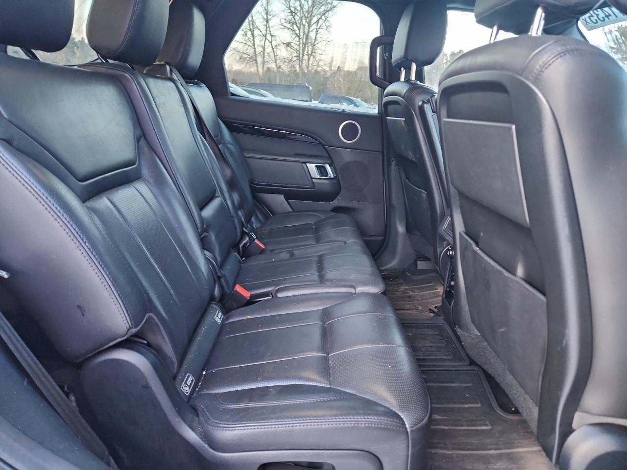 2018 LAND ROVER Discovery