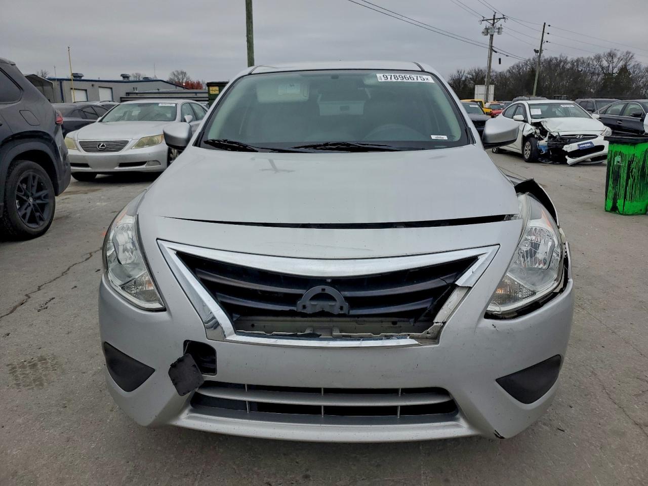 2018 NISSAN VERSA