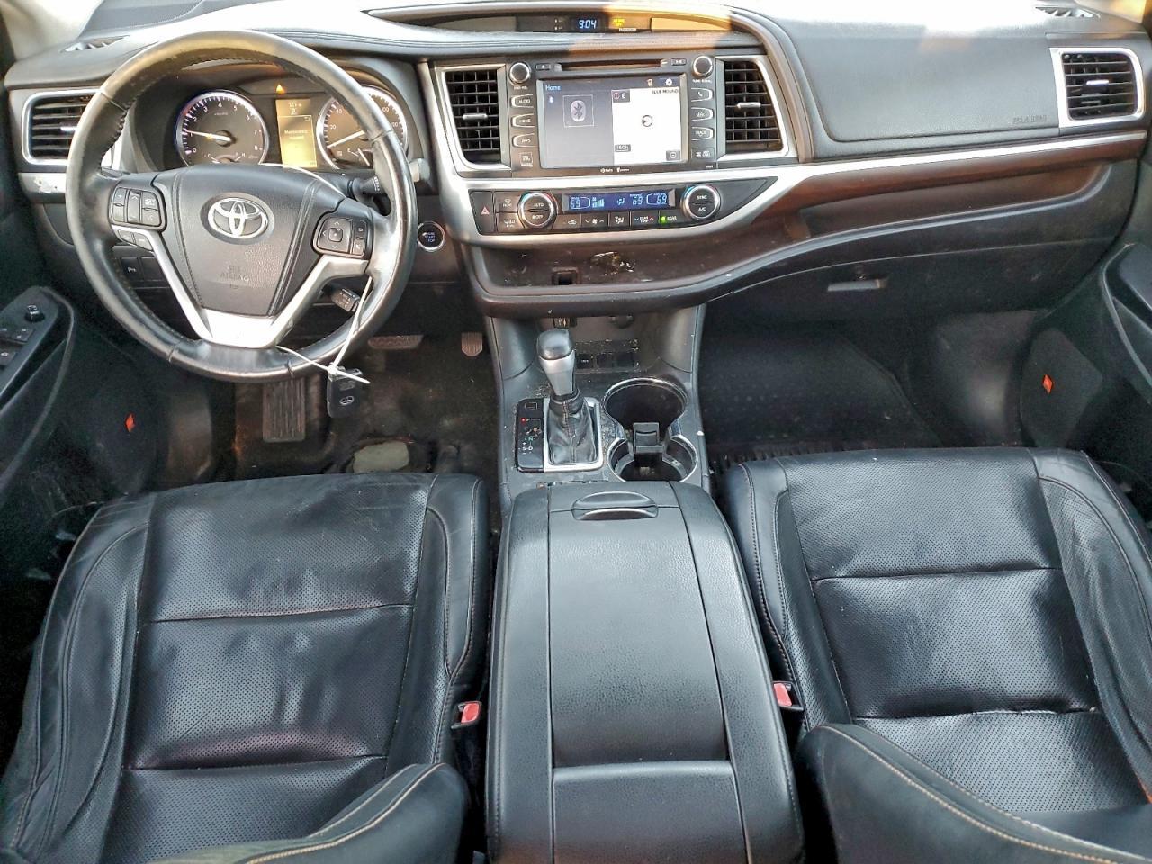 2015 TOYOTA HIGHLANDER