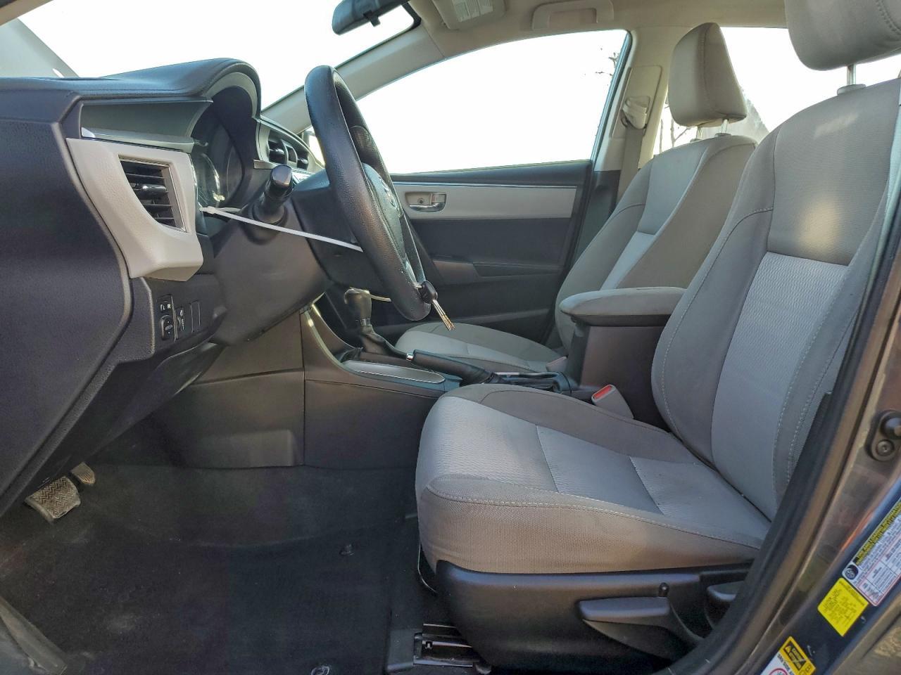2015 TOYOTA COROLLA