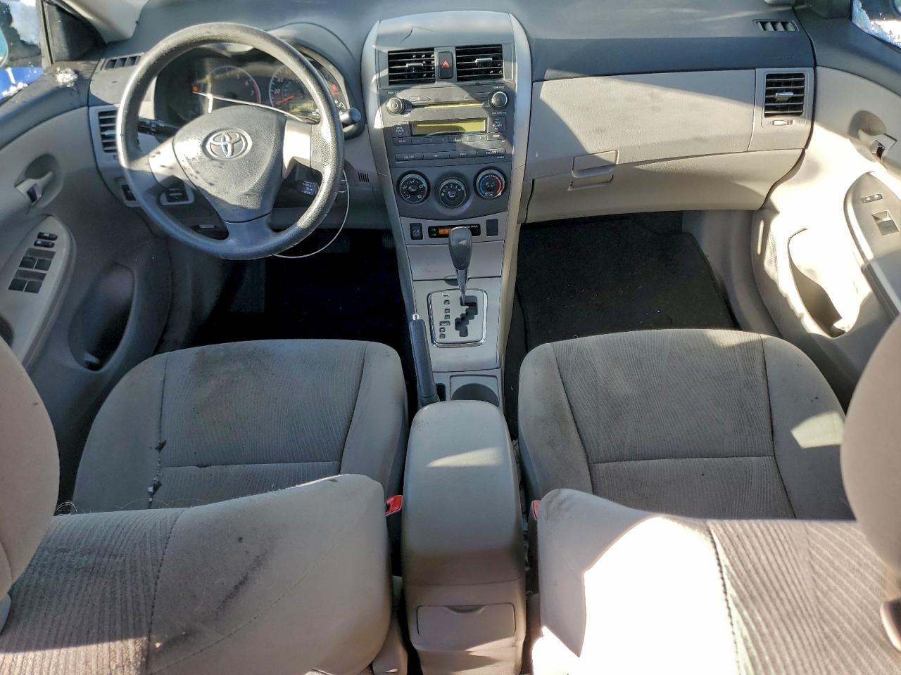 2011 TOYOTA COROLLA