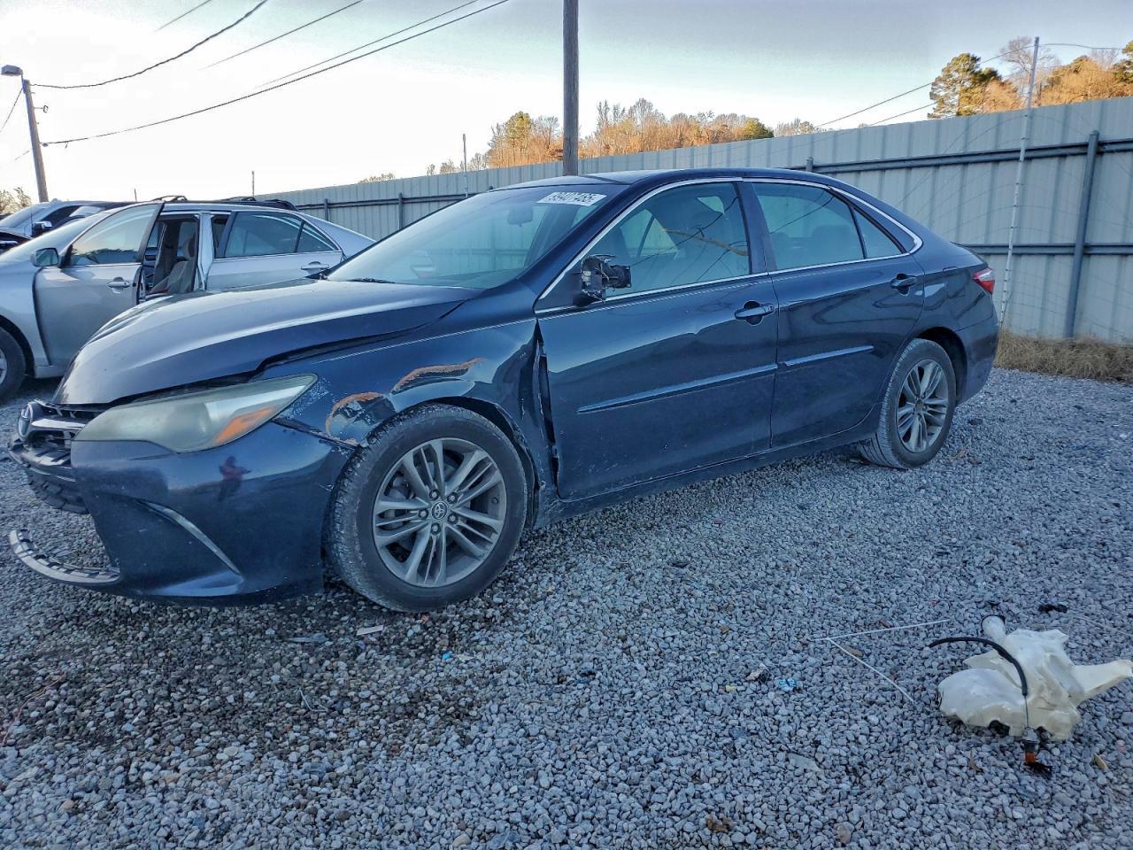 2015 TOYOTA CAMRY