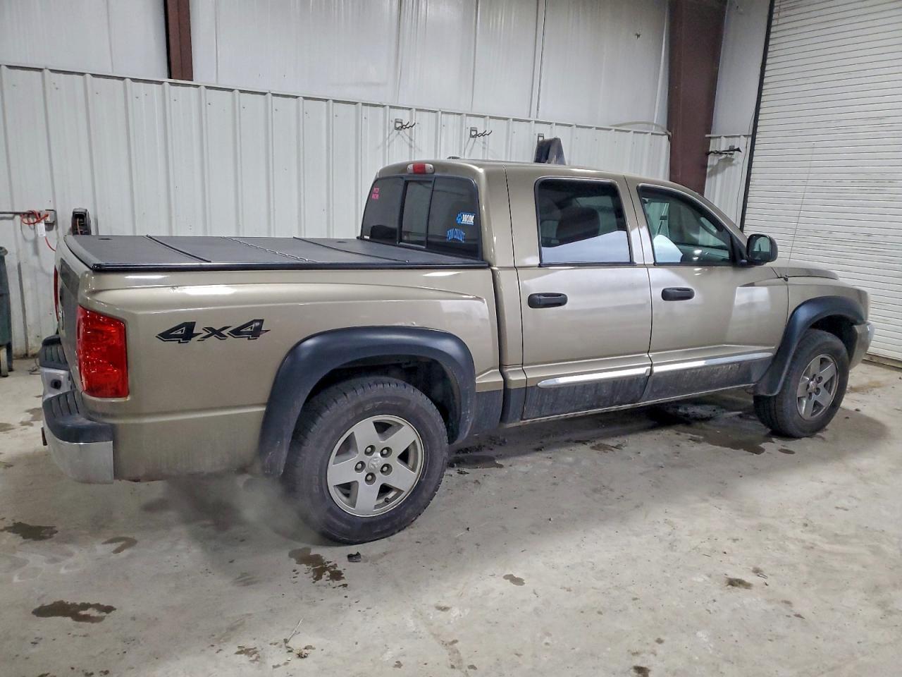 2006 DODGE Dakota