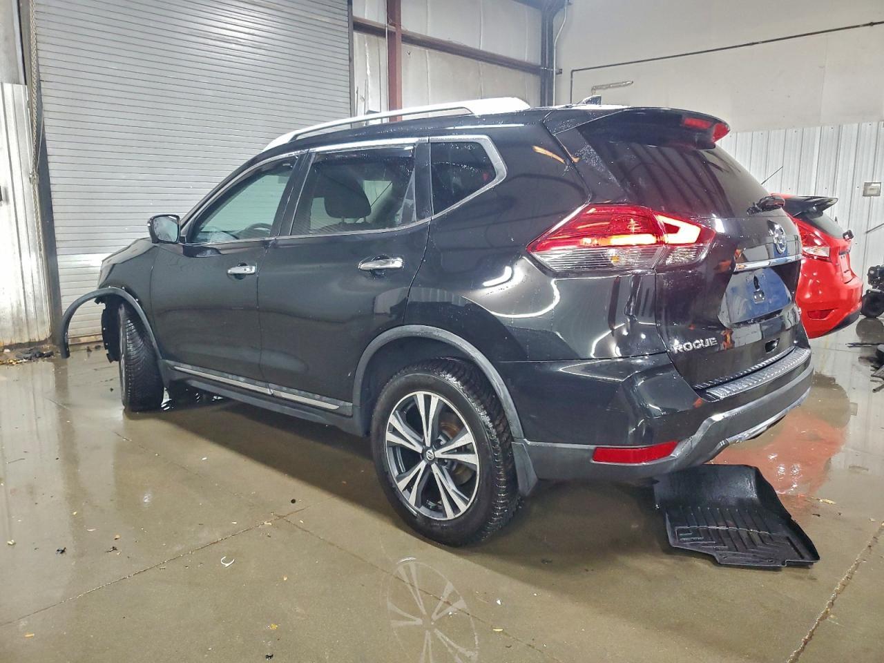 2017 NISSAN ROGUE