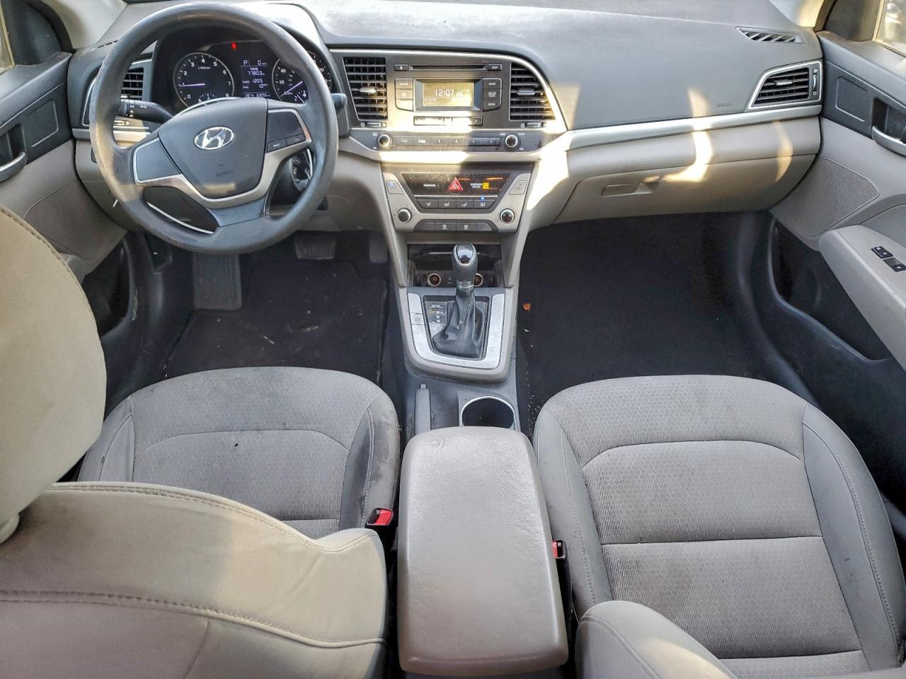 2017 HYUNDAI ELANTRA