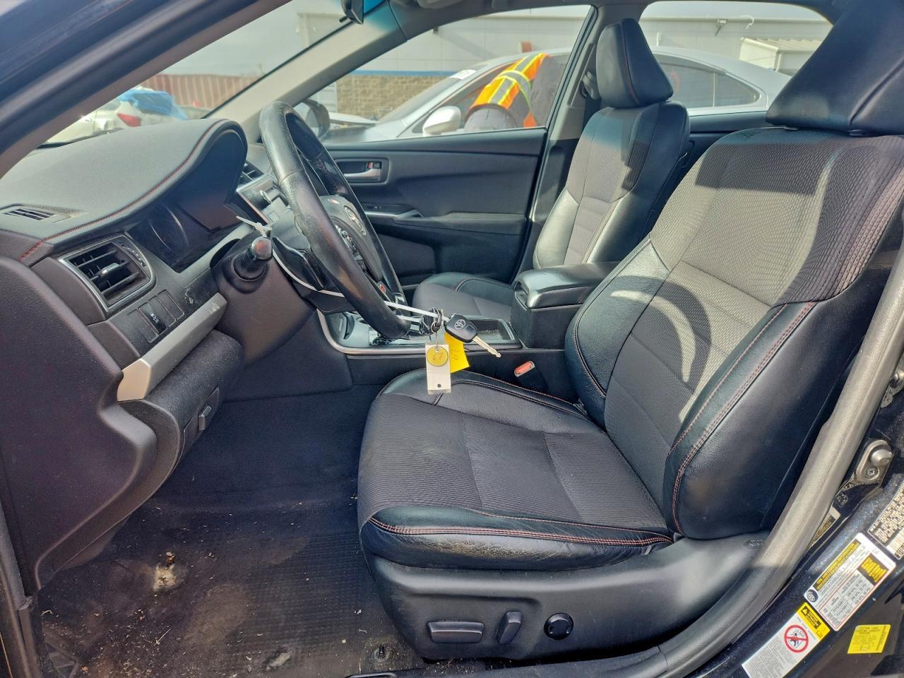 2017 TOYOTA CAMRY