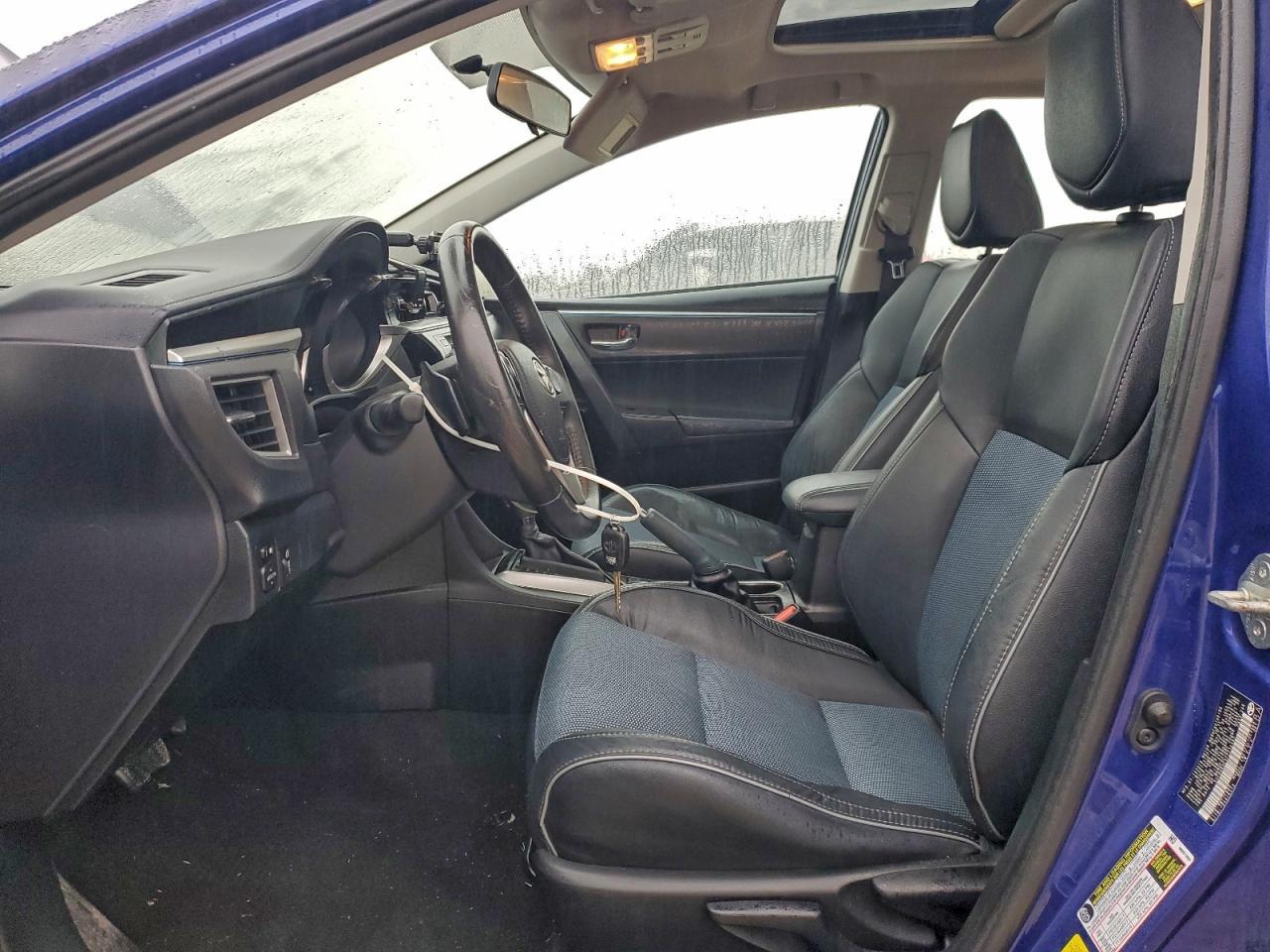 2015 TOYOTA COROLLA