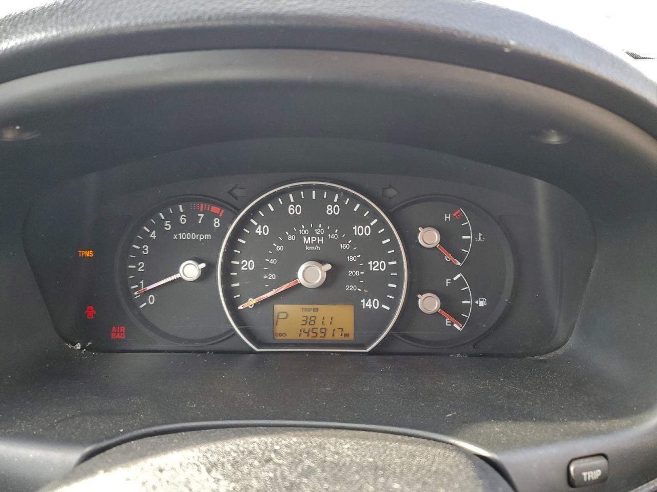 2009 KIA RONDO