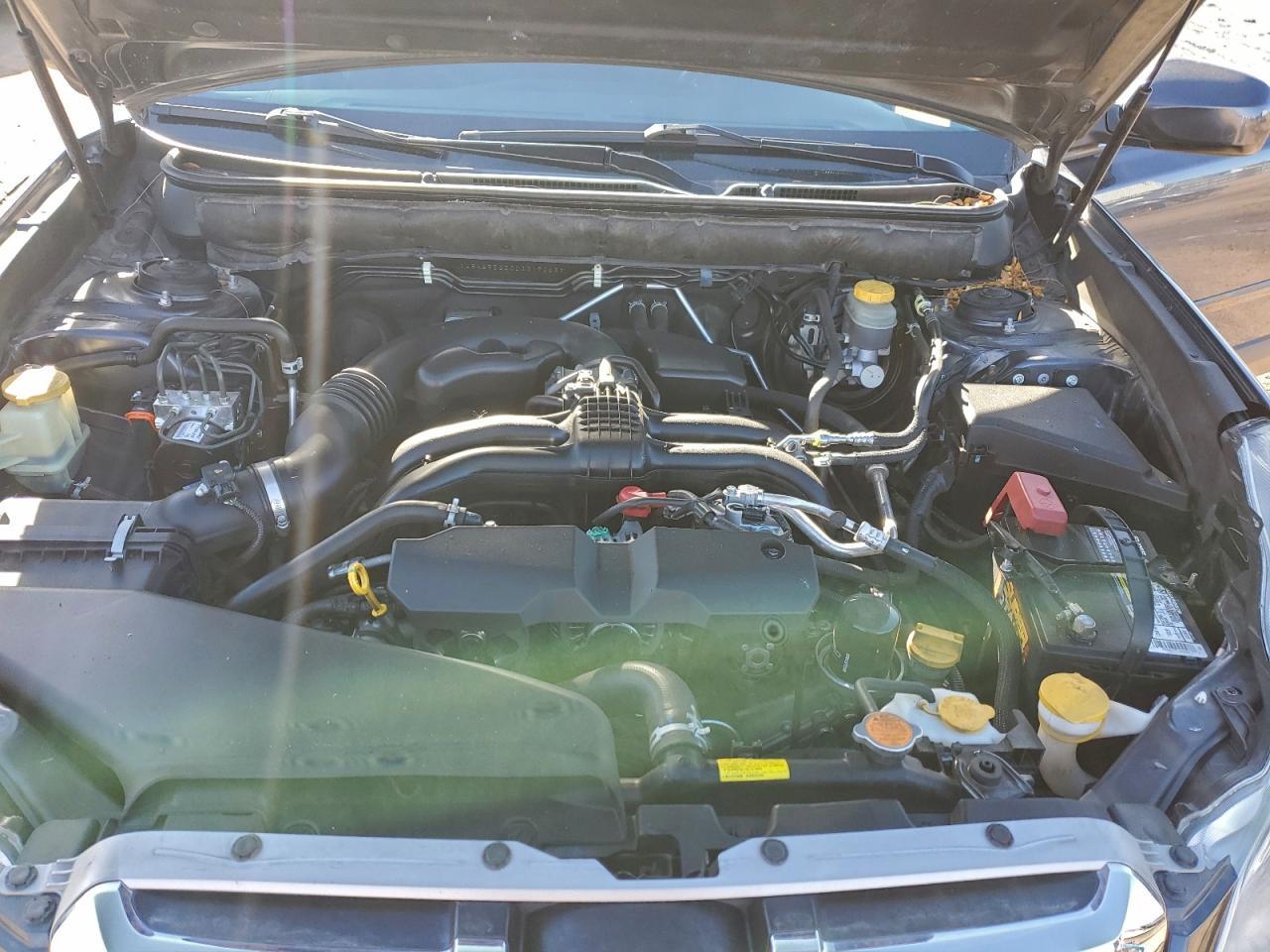 2013 SUBARU Outback
