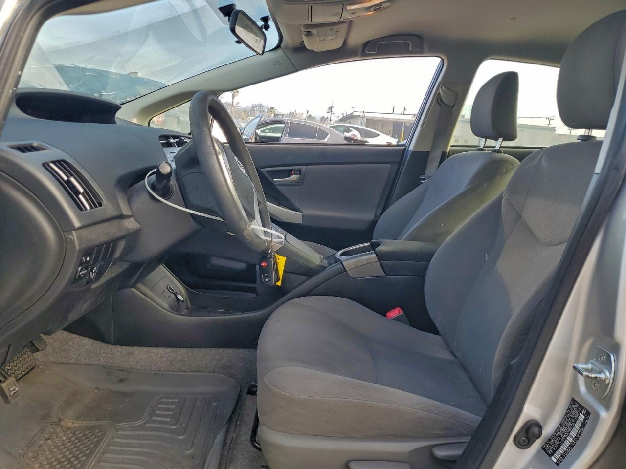 2012 TOYOTA PRIUS