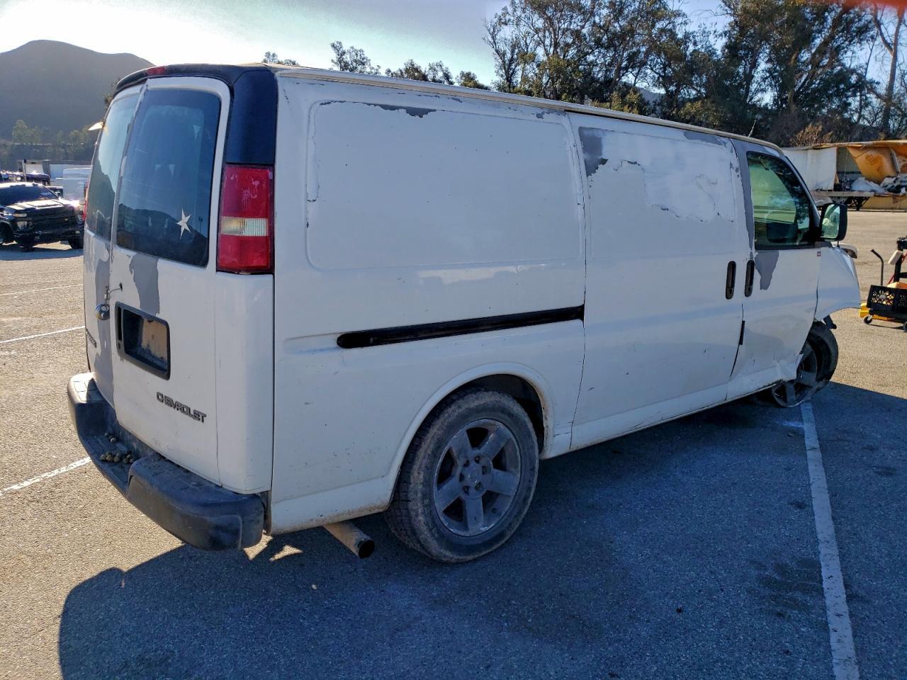 2003 CHEVROLET Express 1500