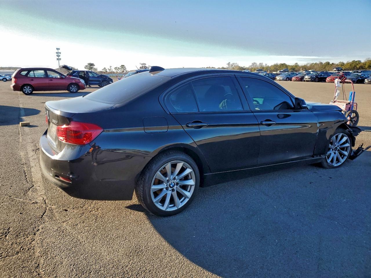 2018 BMW 3 SERIES